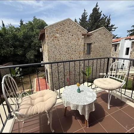 Eski Cennetkoey Evleri * Датча